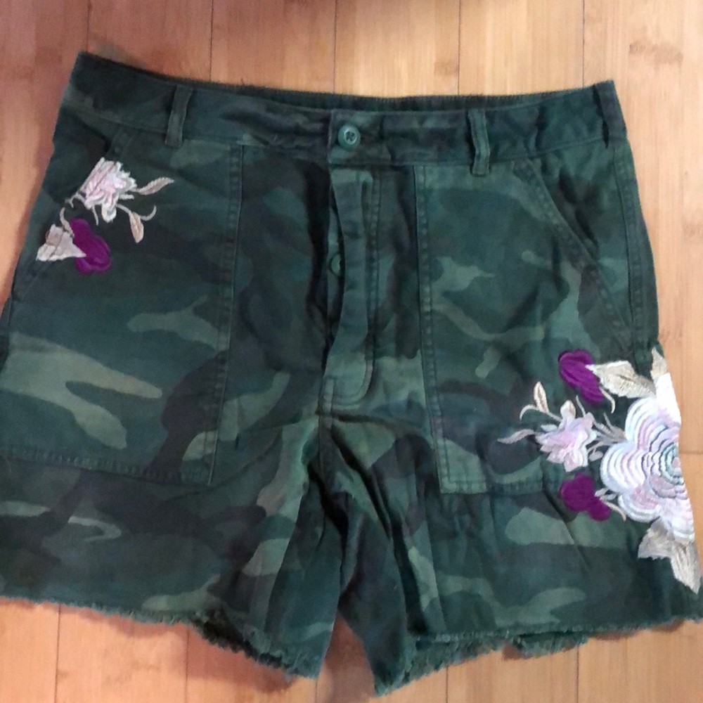 Free People embroidered cargo shorts